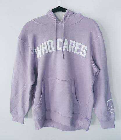 WHO CARES SMILEY SWEATSHIRT